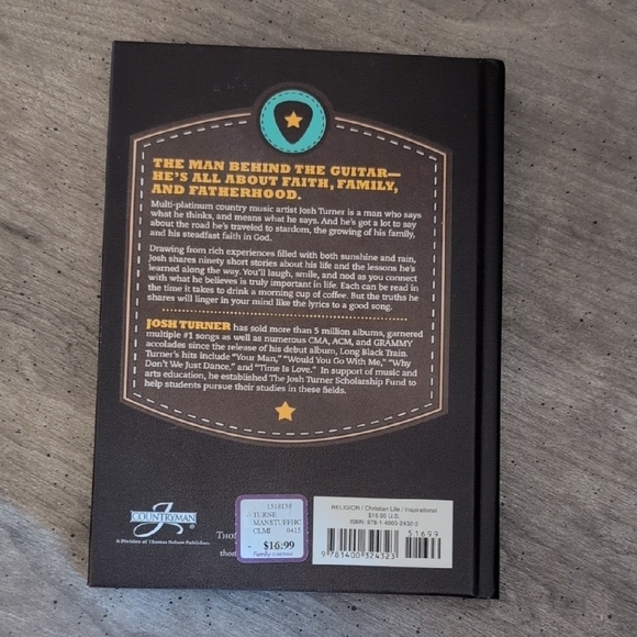 ⭐3/$21⭐'Man Stuff' Book - Black Cover - Picture 2 of 6